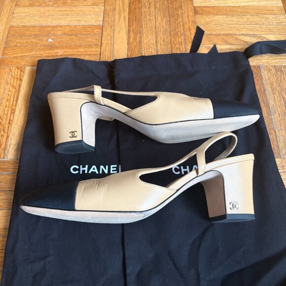 Chanel Classic Slingback Pumps – Beige & Black (Goatskin & Grosgrain) - Picture 7 of 9